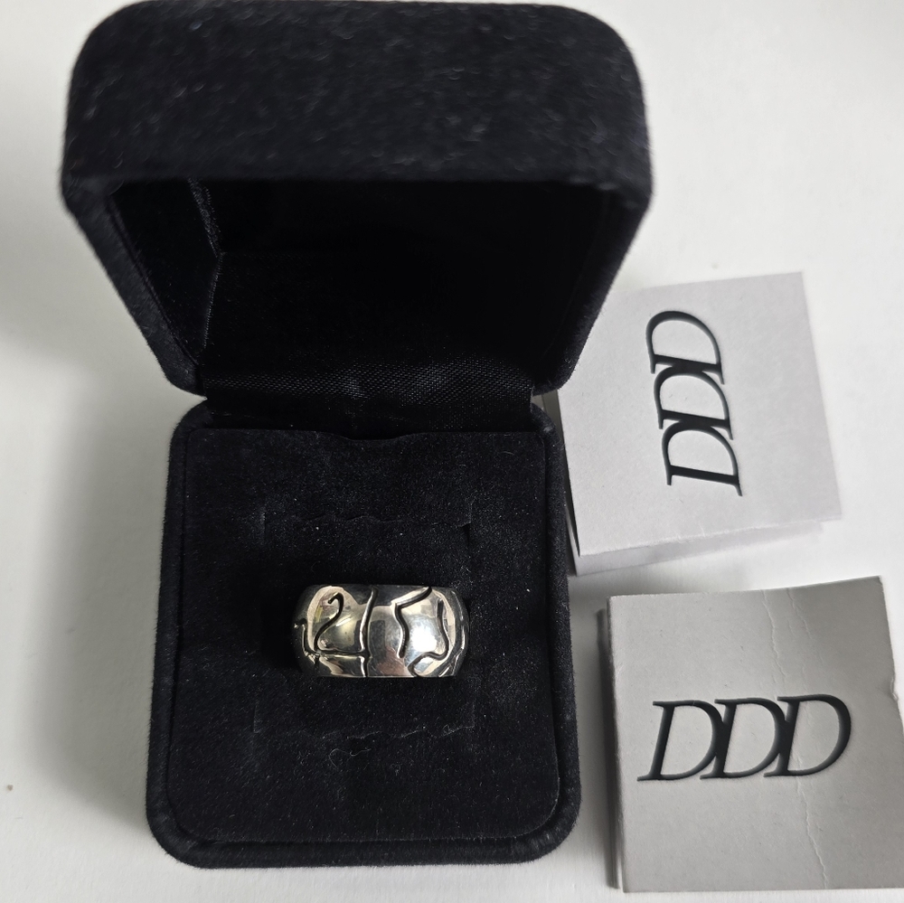 Sterling Silver 925 Laser cut Modernized Ring with Abstract Design